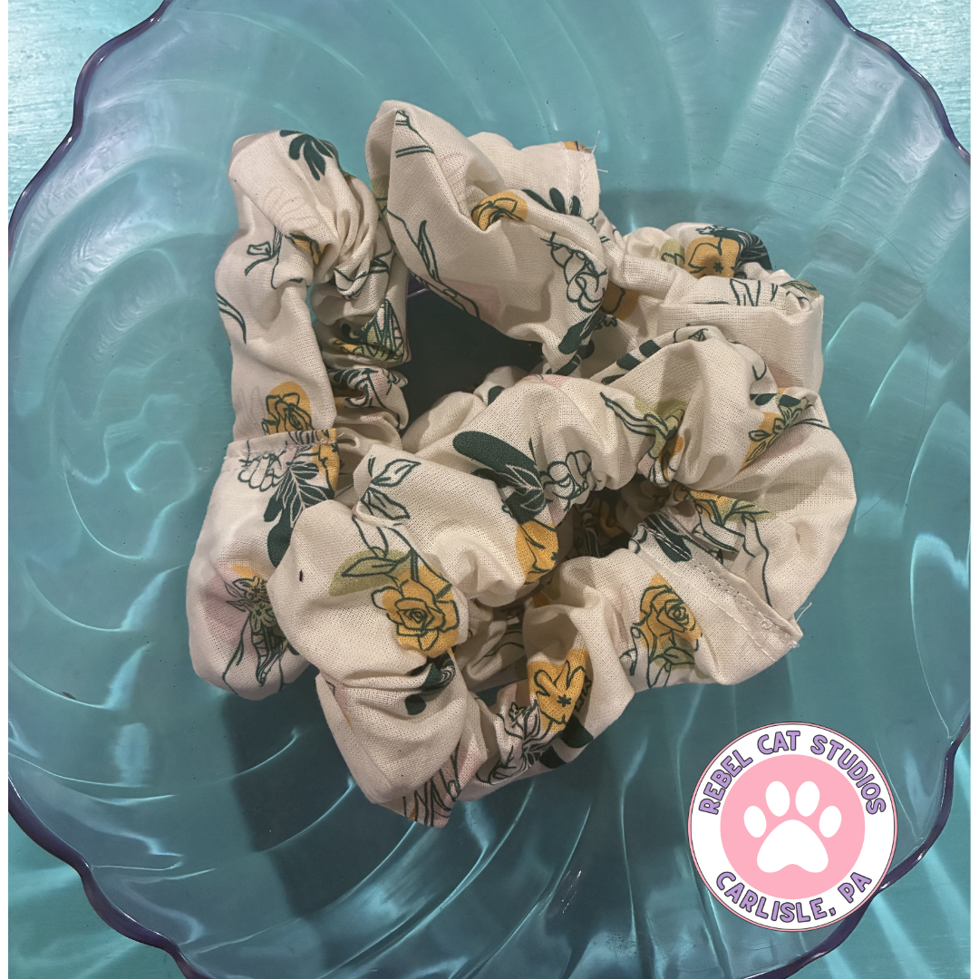 Floral Femmes Cotton Scrunchie